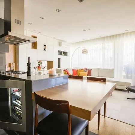 Superb Modern&unique Liberdade