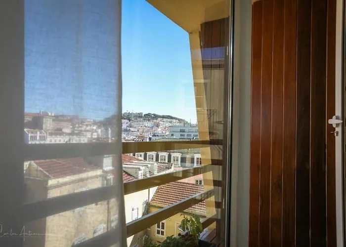 Апартаменты Superb Modern And Unique Liberdade *