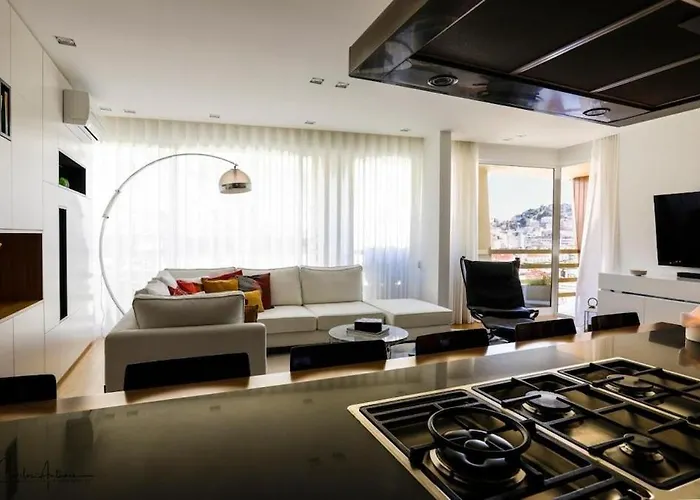 Superb Modern And Unique Liberdade * Лиссабон